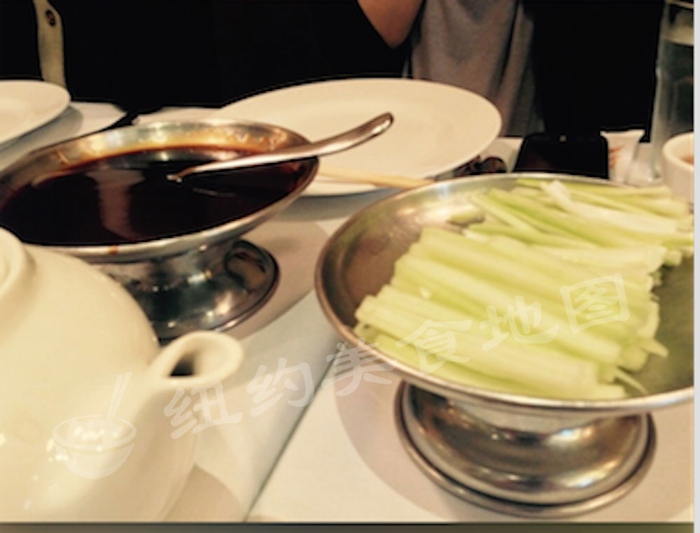 pecking-duck-house-05