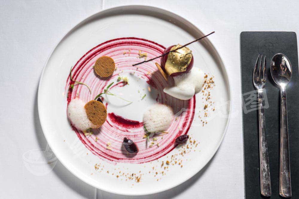 michelin-gabriel-kreuther-cherry