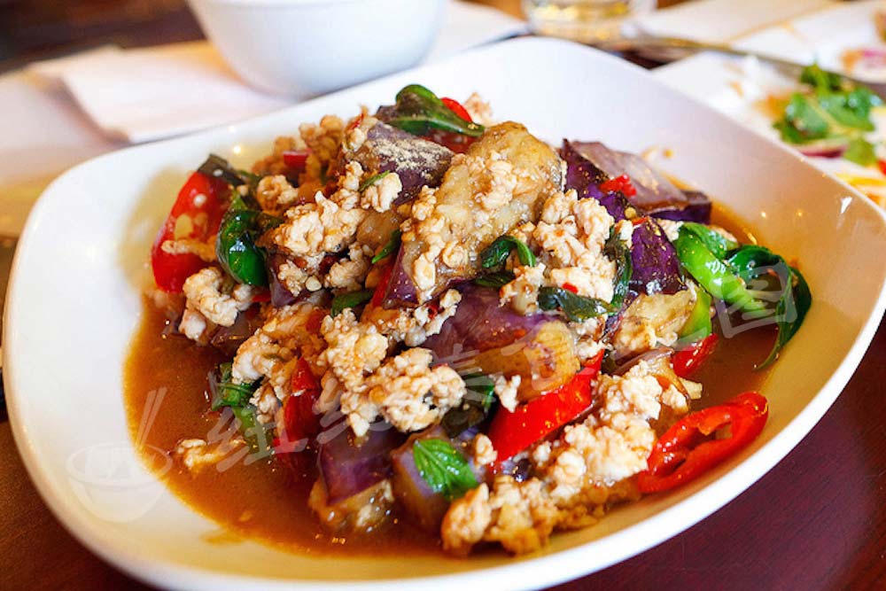 thai-32