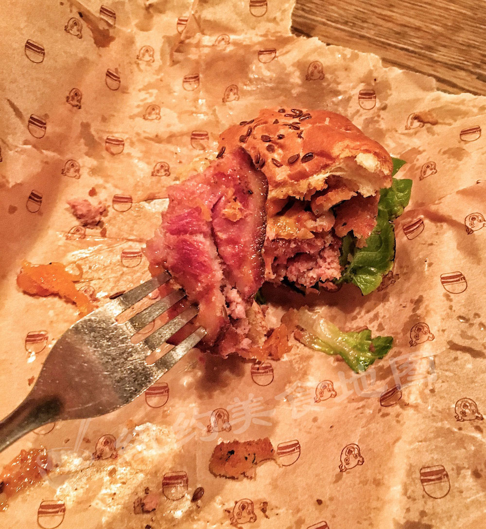 bare-burger-06