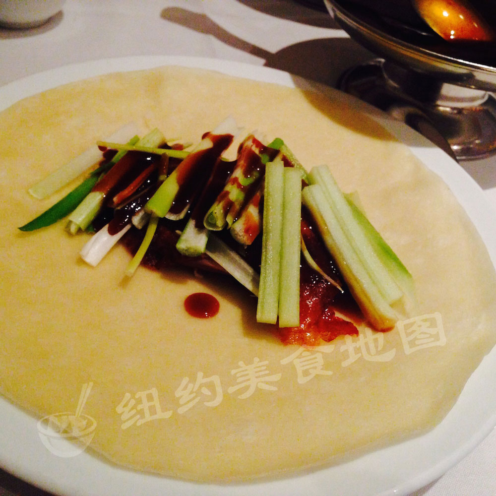 pecking-duck-house-09