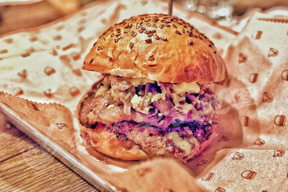 bare-burger-23